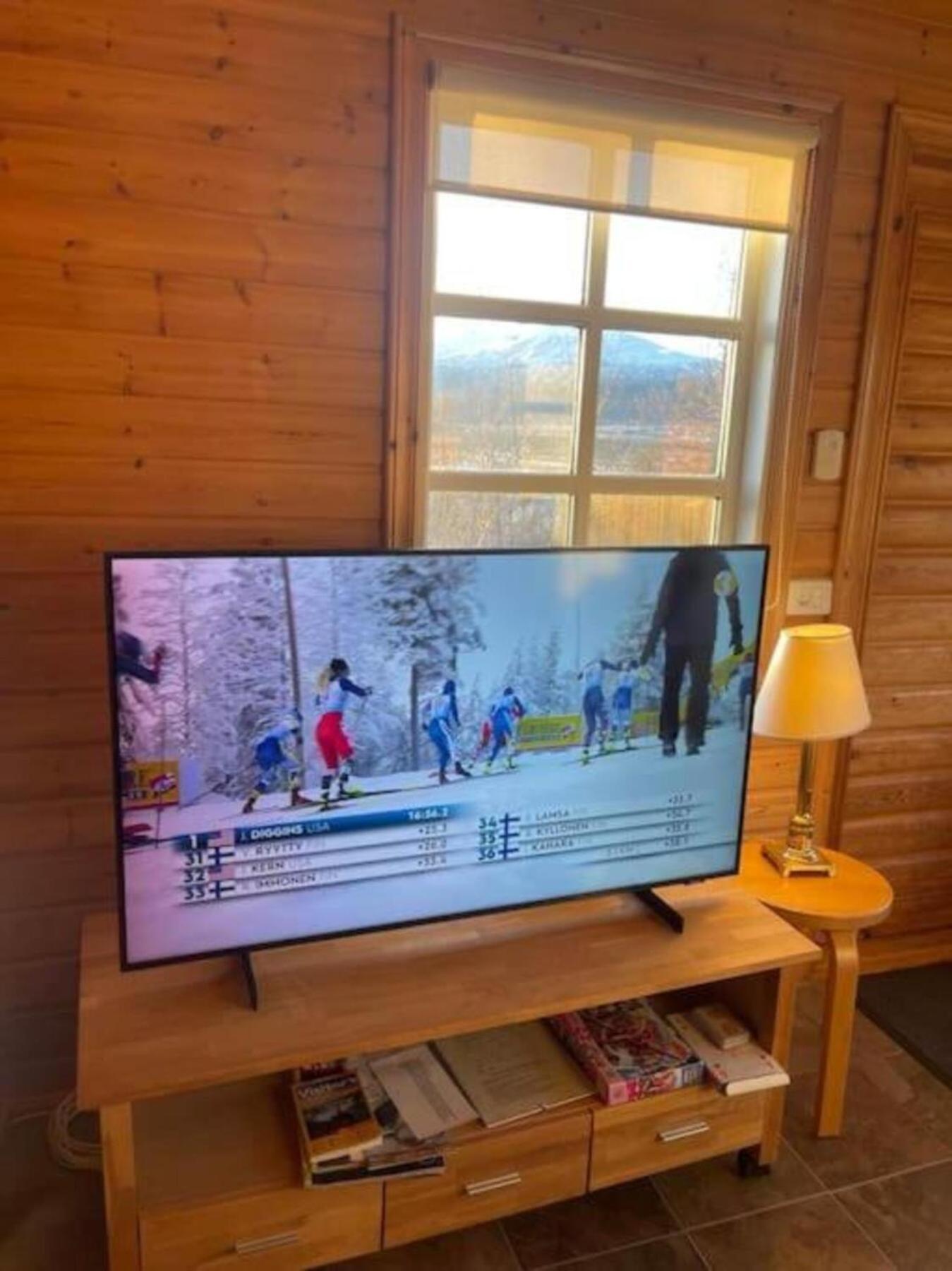 Cozy 2 Bedroom Cottage With Hot Tub Akureyri Zewnętrze zdjęcie